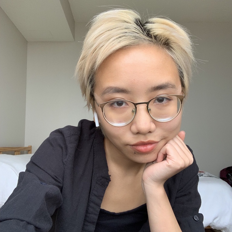 Sydney Headshot